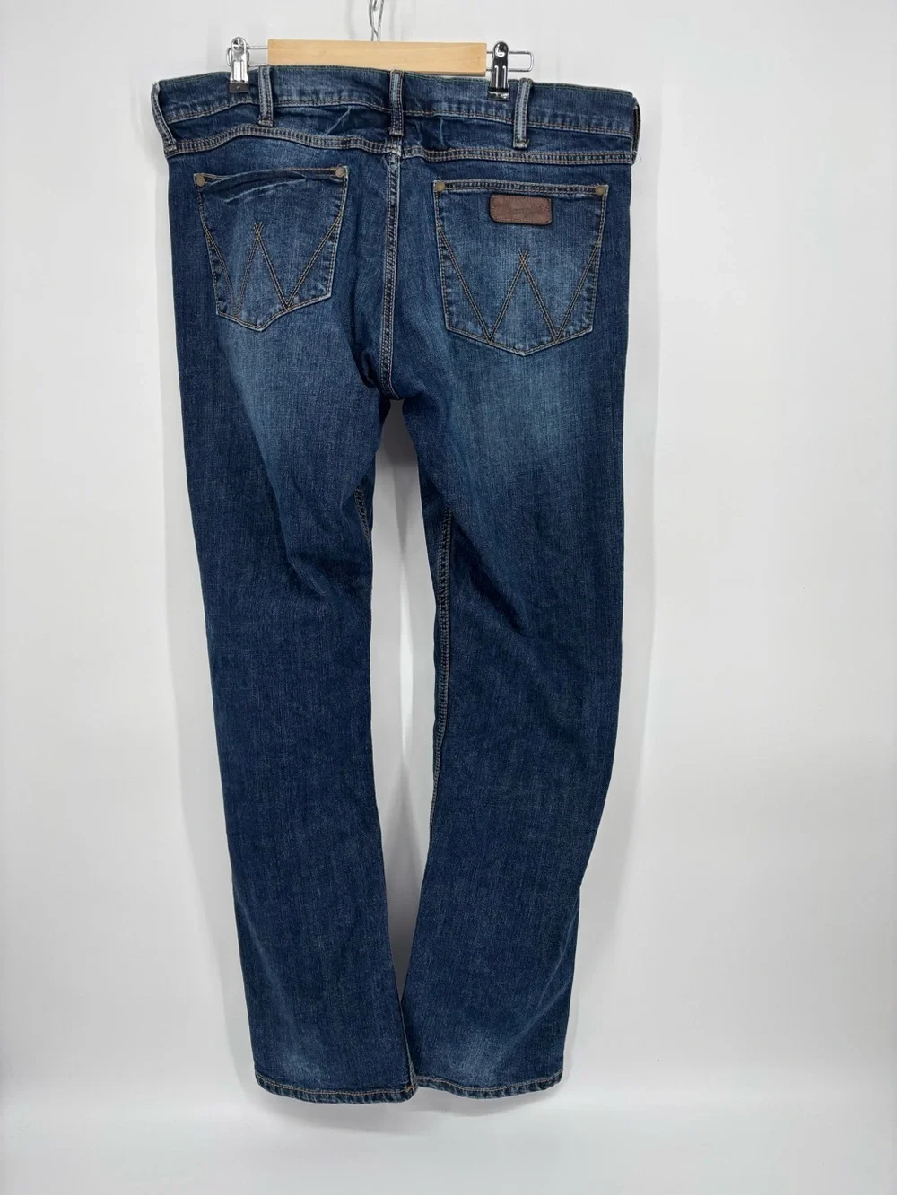 Wrangler retro slim straight Jeans Men 38x34 Blue Denim Stretch WLT88BZ Whiskere